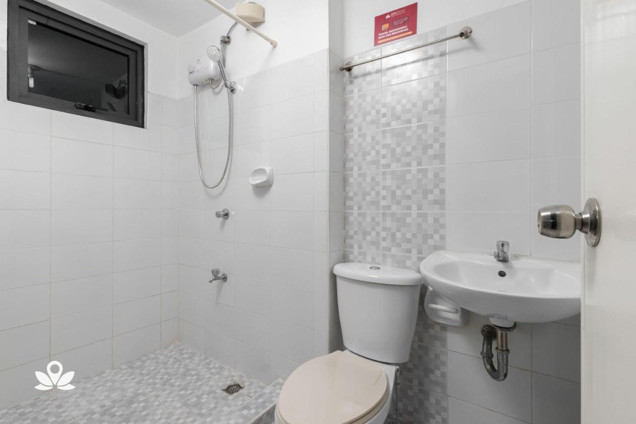 Zen Rooms Adb Avenue Ortigas Pasig City Екстер'єр фото
